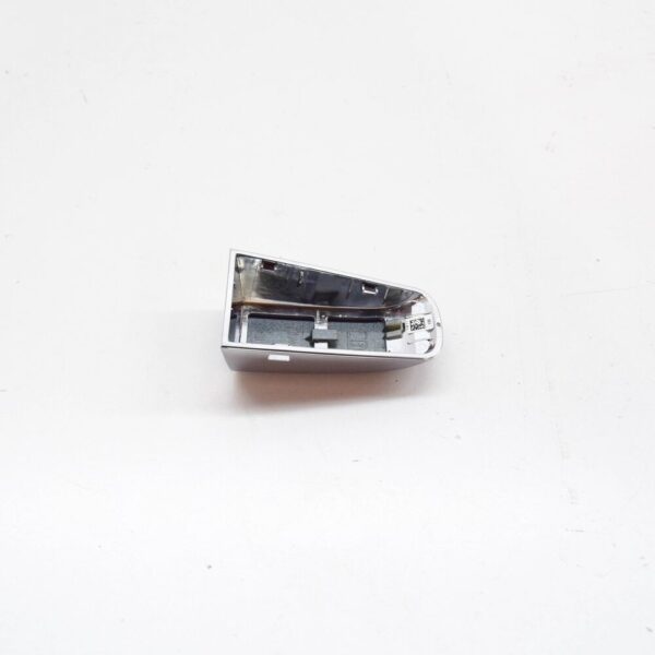 LR054989 - LAND ROVER DISCOVERY V L462 Front Door Handle End Cap LR054989 NEW GENUINE