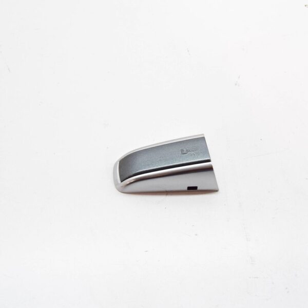 LR054989 - LAND ROVER DISCOVERY V L462 Front Door Handle End Cap LR054989 NEW GENUINE
