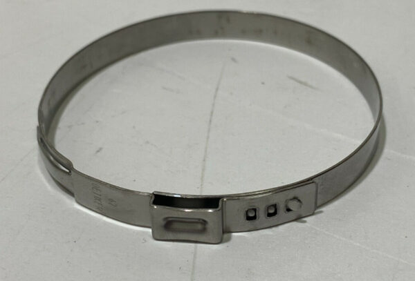 LR090888 - LR Range Rover Velar L560 Steering Transmission Inner Cuff Clamp LR090888 Part
