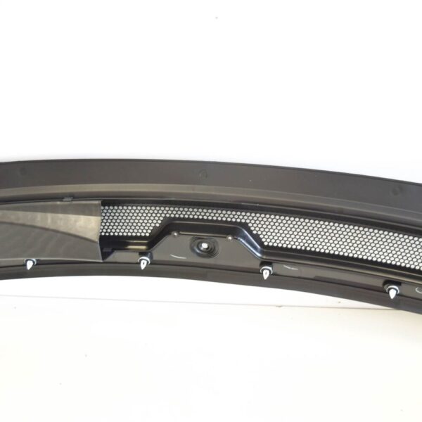 LR096164 - LR RANGE ROVER Sport L320 Front Windshield Cowl Panel LHD LR096164 NEW GENUINE