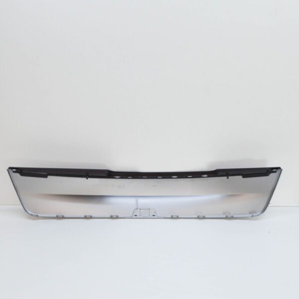 LR123356 - LR Discovery V L462 Rear Trailer Clutch Opening Cover LR123356 Part