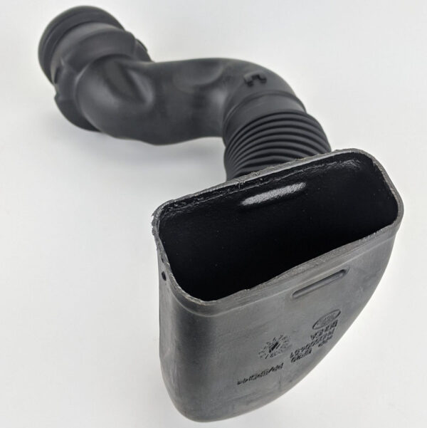 PHD500461 - LR RANGE ROVER III L322 Motor Air Inlet Duct Pipe PHD500461 NEW Original