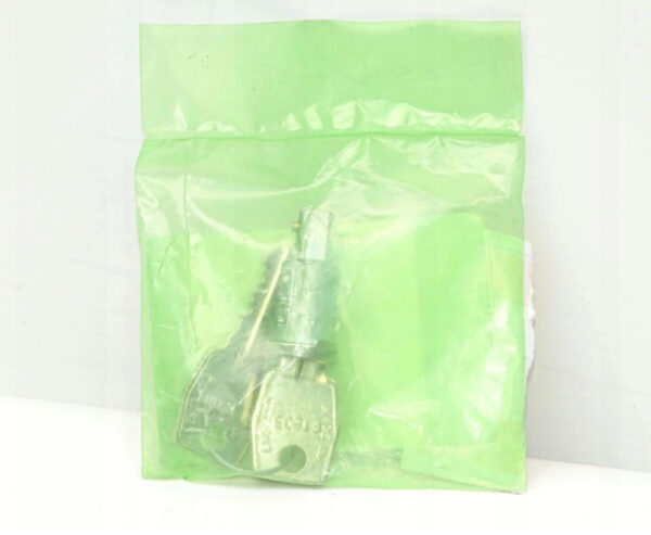 RTC3022 - Land Rover Defender L316 Lock and Key RTC3022 NEW ORIGINAL