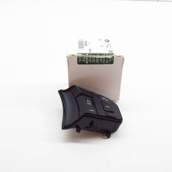 T2R16456 - Jaguar F-Type X152 Steering Wheel Right Switch T2R16456 NEW GENUINE