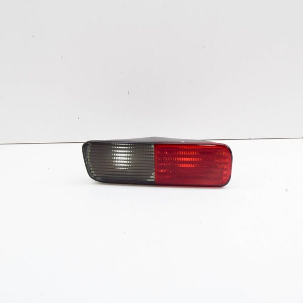 XFB000730 - LR DISCOVERY II L318 Rear Left Reverse/Fog Bumper Light XFB000730 NEW GENUINE