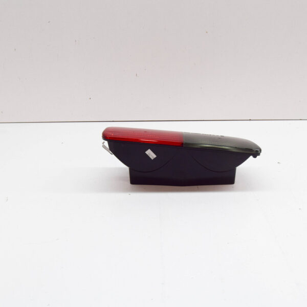 XFB000730 - LR DISCOVERY II L318 Rear Left Reverse/Fog Bumper Light XFB000730 NEW GENUINE