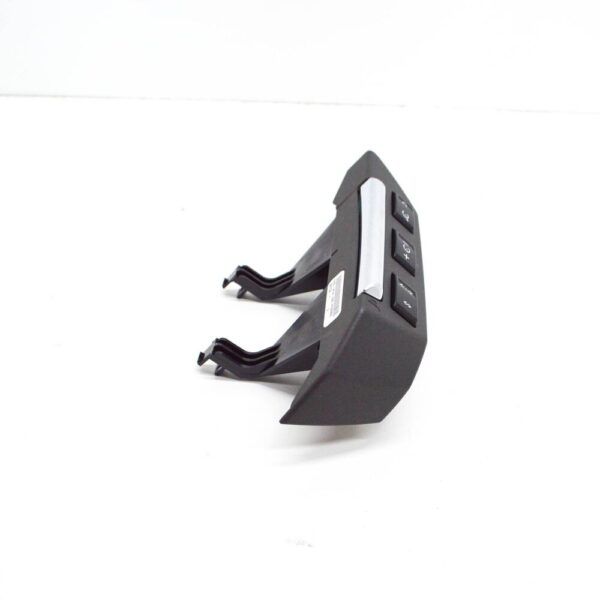 XPD500690 - LR RANGE ROVER SPORT L320 Left Steering Wheel Switch XPD500690 NEW GENUINE