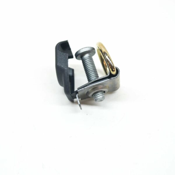 A00086045147P82 - NEW MB C W205 LOAD COMPARTMENT LUGGAGE BRACKET FRONT A00086045147P82 ORIGINAL