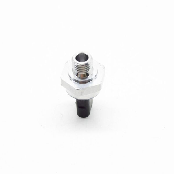 A0009053007 - NEW MERCEDES-BENZ A W177 Fuel Rail Pipe Pressure Sensor A0009053007 OEM