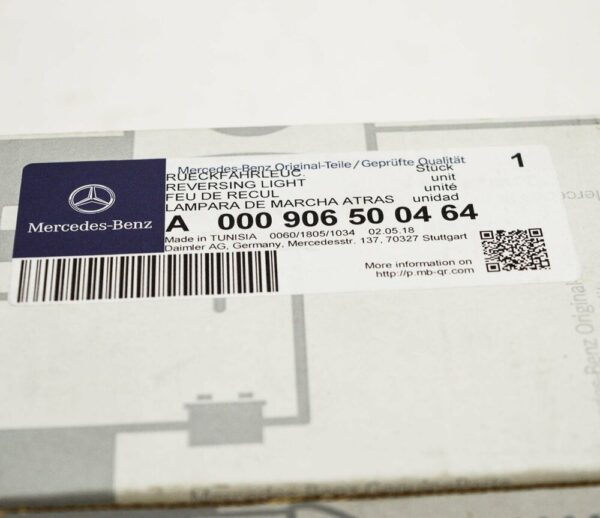A0009065004 - NEW MB G W463 AMG REAR RIGHT REVERSING LIGHT A0009065004 64 ORIGINAL