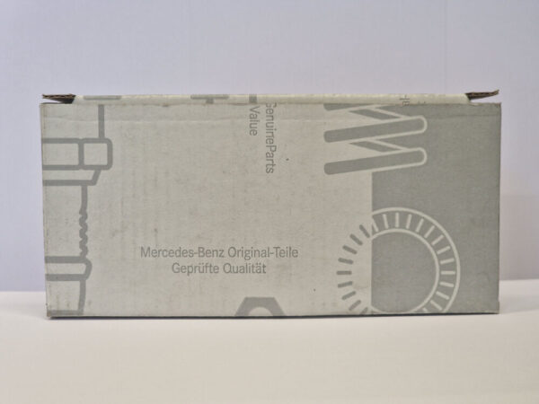 A000990680364 - NEW Retainer clip Mercedes Benz A000990680364312 OEM