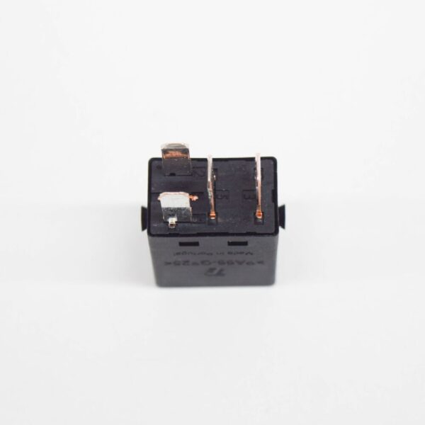 A0025428319 - Mercedes-Benz C-Class W204 Fuel Pump Relay A0025428319 NEW OEM