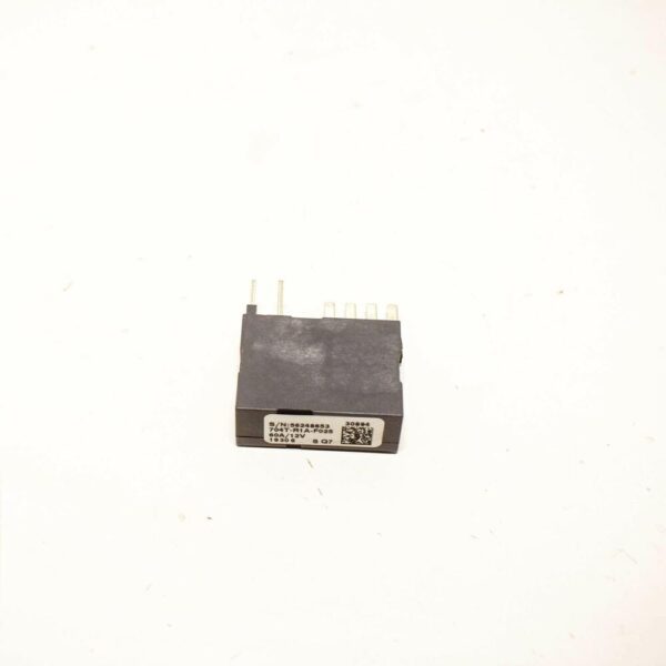 A0035422819 - Mercedes-Benz GLA X156 Battery Relay A0035422819 NEW JANUARY