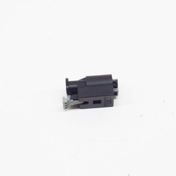A0065401781 - Mercedes-Benz S W221 Original Clutch Solenoid Connection Valve A00654