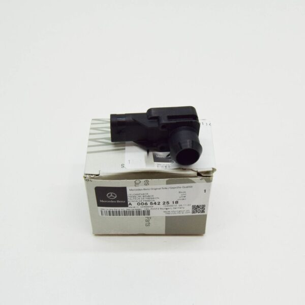 A0065422518 - NEW MB E W212 BRAKE UNIT VACUUM SENSOR PRESSURE SENSOR A0065422518 ORIGINAL