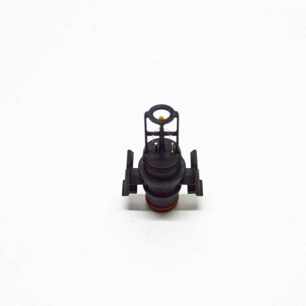 A0105425717 - MERCEDES-BENZ SPRINTER 903 INTAKE AIR TEMPERATURE SENSOR A0105425717