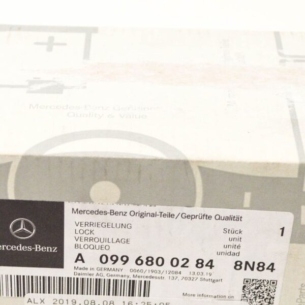 A09968002848N84 - Mercedes-Benz GLC X253 Tomb Handle A0996800284648N New Genuine