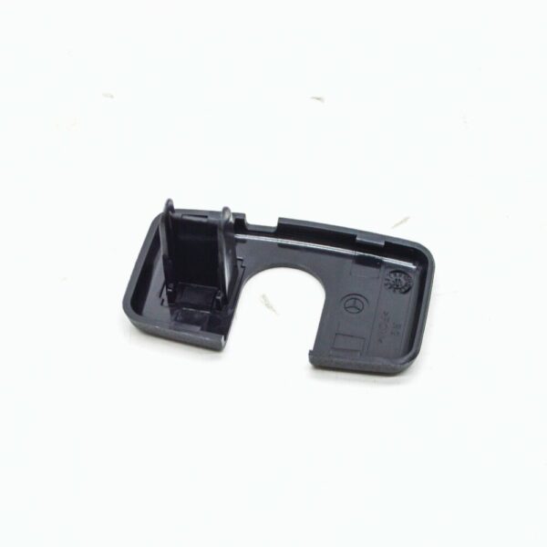 A0998110207649051 - NEW MB CLA COUPE C117 SUN VISOR RIGHT SWIVEL BEARING COVER A0998110207649051