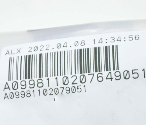 A0998110207649051 - NEW MB CLA COUPE C117 SUN VISOR RIGHT SWIVEL BEARING COVER A0998110207649051