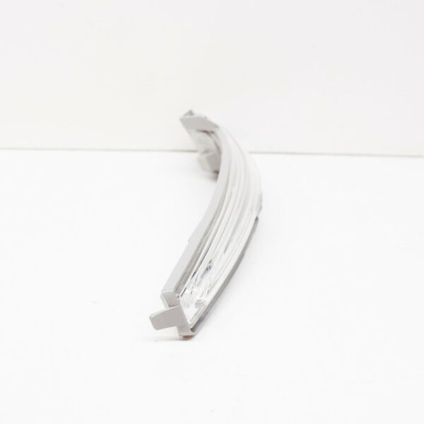 A0999067301 - NEW MERCEDES BENZ C W205 LEFT WING MIRROR TURN SIGNAL A0999067301 ORIGINAL