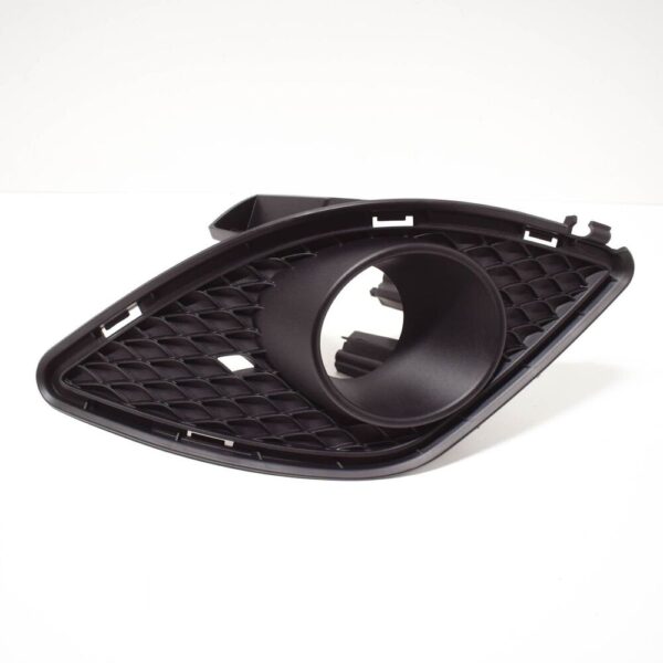 A1178850222 - NEW MB CLA C117 FRONT BUMPER RIGHT FOG LIGHT GRILLE A1178850222 ORIGINAL