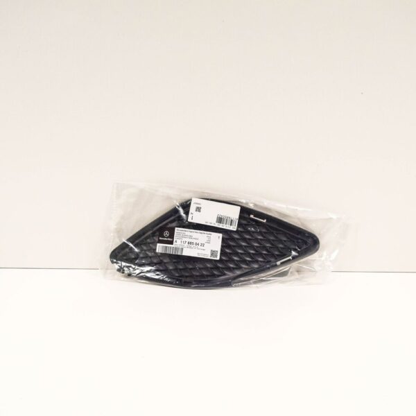 A1178850422 - Mercedes-Benz CLA Coupe C117 Radiator Grille Front Right A1178850422 New