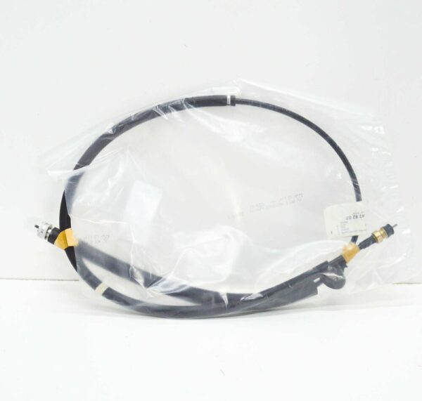 A1235428207 - NEW MB SALOON W123 SPEEDOMETER FLEXIBLE SHAFT CABLE A1235428207