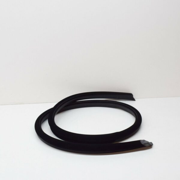 A1247200154 - NEW MB E-CLASS W124 COUPE ROOF RAIL WEATHERSTRIP LEFT SEAL A1247200154