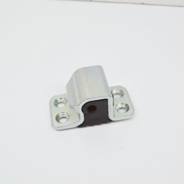 A1267200104 - NEW MERCEDES-BENZ S-CLASS W126 FRONT LEFT DOOR CATCH A1267200104