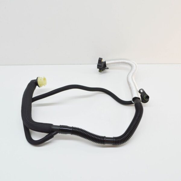 A1330102100 - NEW MERCEDES-BENZ GLA X156 ENGINE BREATHING BLEED LINE A1330102100 ORIGINAL