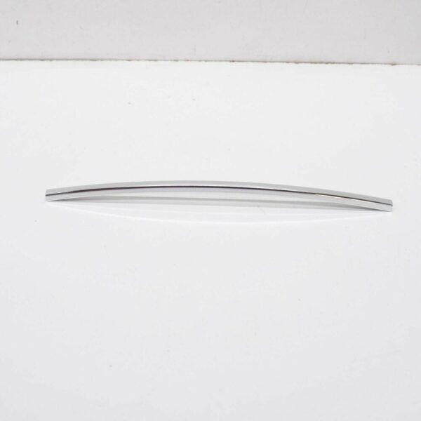 A1408882185 - New MB E W124 Radiator Grille Shell Vertical Moulding A1408882185