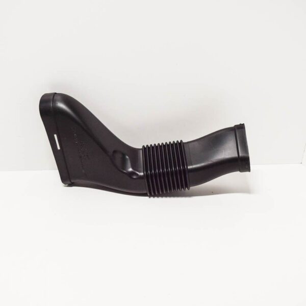 A1560941682 - Mercedes-Benz C W204 AMG C63 right air intake pipe A1560941682 NEW