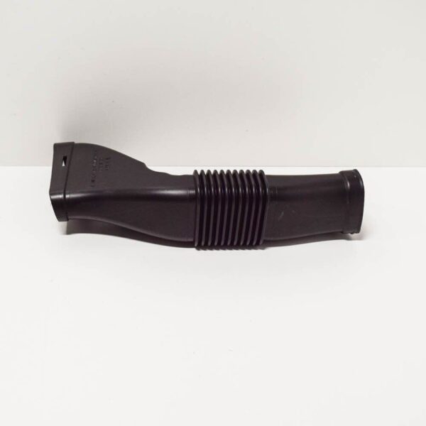 A1560941682 - Mercedes-Benz C W204 AMG C63 right air intake pipe A1560941682 NEW