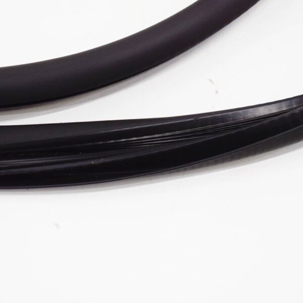 A1566920076 - Mercedes-Benz GLA X156 rubber gasket of the front door A1566920076 new
