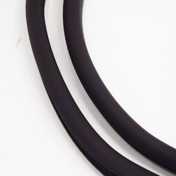 A1566920076 - Mercedes-Benz GLA X156 rubber gasket of the front door A1566920076 new
