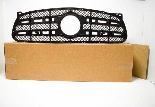 A1568801200 - NEW MERCEDES-BENZ GLA-CLASS X156 RADIATOR GRILLE A1568801200