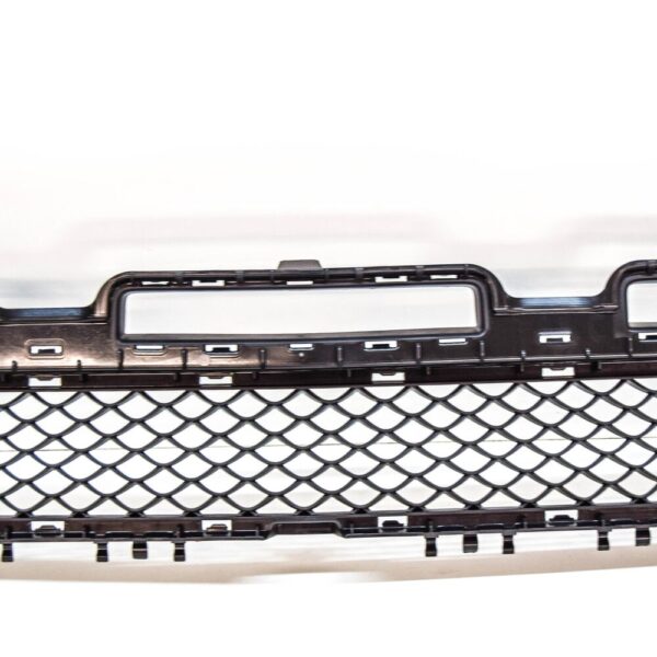 A1568804100 - MERCEDES BENZ GLA X156 FRONT BUMPER LOWER GRILLE A1568804100 NEW GENUINE