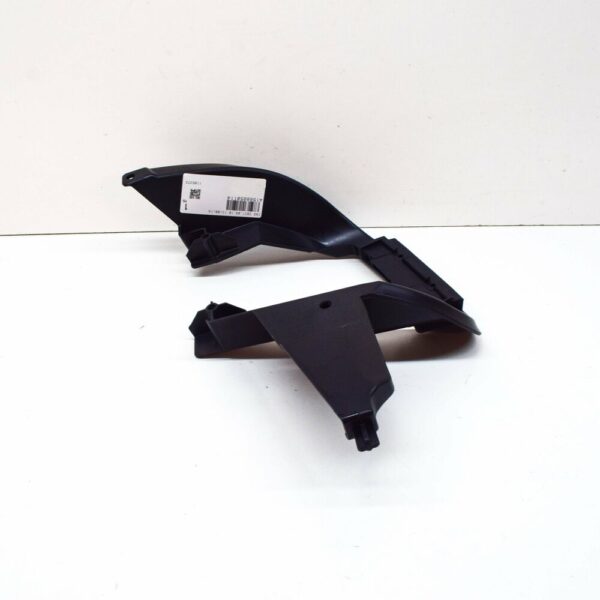 A1568850114 - NEW MERCEDES-BENZ GLA X156 REAR LEFT EXHAUST PIPE BRACKET A1568850114 ORIGINAL
