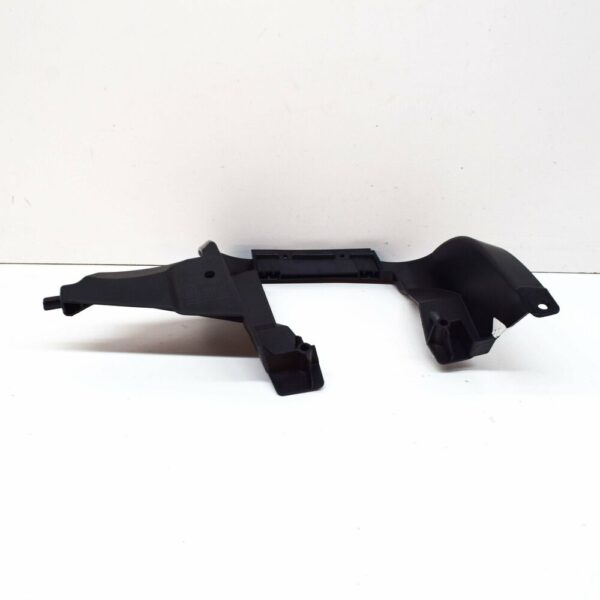 A1568850214 - NEW MB GLA X156 REAR BUMPER EXHAUST BRACKET RIGHT A1568850214
