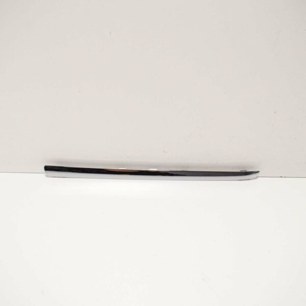 A1568850921 - New MB GLA X156 Radiator Grille Shell Left Top Trim A1568850921