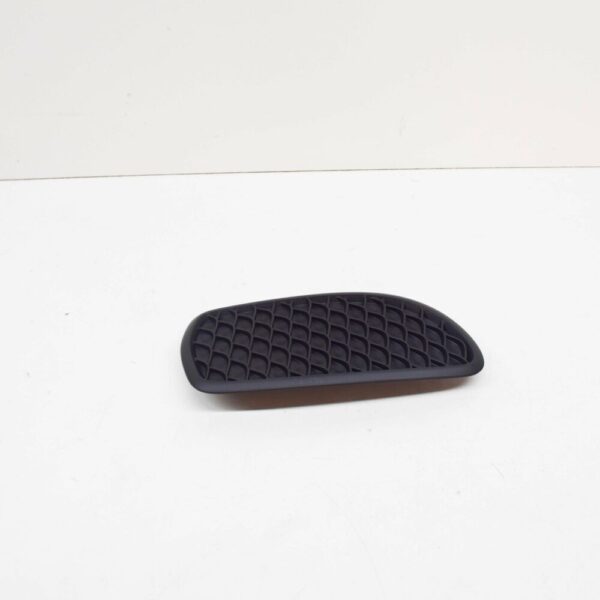 A1568856800 - NEW MERCEDES-BENZ GLA X156 FRONT BUMPER RIGHT COVER TRIM A1568856800