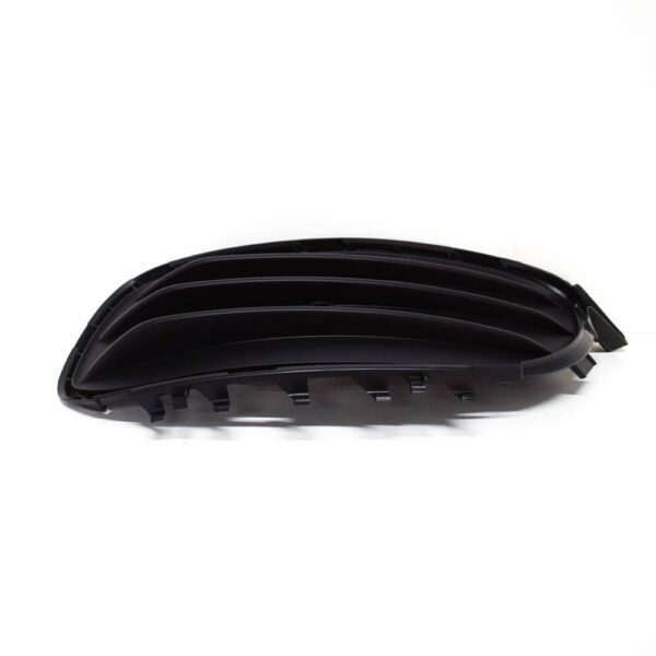 A1568858800 - NEW MERCEDES-BENZ GLA X156 FRONT BUMPER RIGHT GRILLE COVER A1568858800