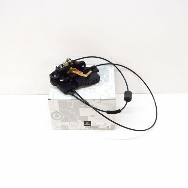 A1637302135 - NEW MERCEDES-BENZ ML W163 REAR LEFT DOOR LOCK A1637302135