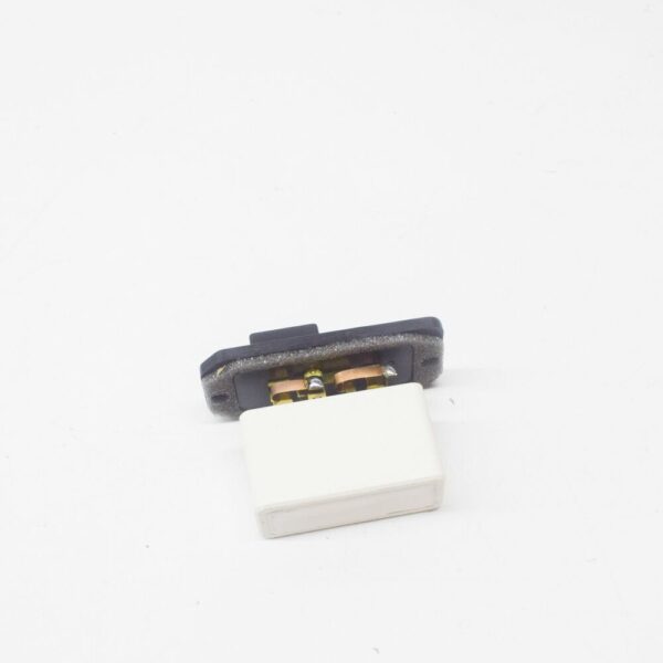 A1638200297 - NEW MERCEDES-BENZ ML W163 BLOWER MOTOR RESISTOR A1638200297