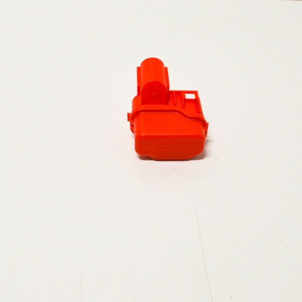A1645450303 - NEW MERCEDES BENZ ML W164 CONNECTOR BLOCK COVER A1645450303 ORIGINAL
