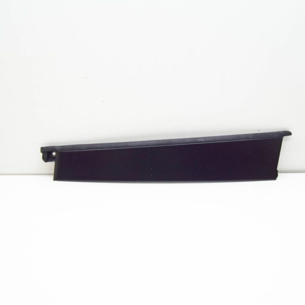 A1646903687 - Mercedes-Benz ML W164 rear right black column cover A1646903687 new