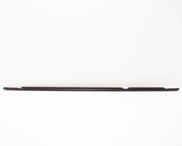 A1646904680 - NEW MB GL X164 REAR RIGHT WINDOW OUTSIDE GARNISH MOULDING A1646904680 ORIGINAL