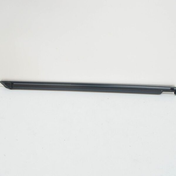 A1646905480 - NEW MERCEDES-BENZ GL X164 REAR RIGHT SIDE WINDOW MOLDING A1646905480 ORIGINAL