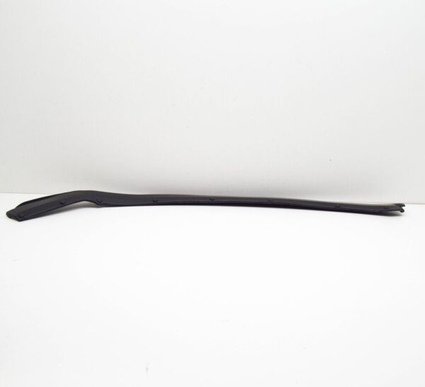 A1647201378 - NEW MERCEDES-BENZ GL X164 FRONT LEFT DOOR WEATHERSRIP SEAL A1647201378 ORIGINAL