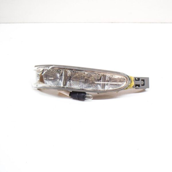 A1648200521 - NEW MERCEDES BENZ GL X164 LEFT SIDE MIRROR TURN SIGNAL A1648200521 ORIGINAL